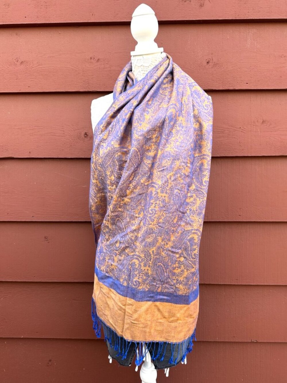 Purple & Gold Paisley Patterned Pashmina Scarf